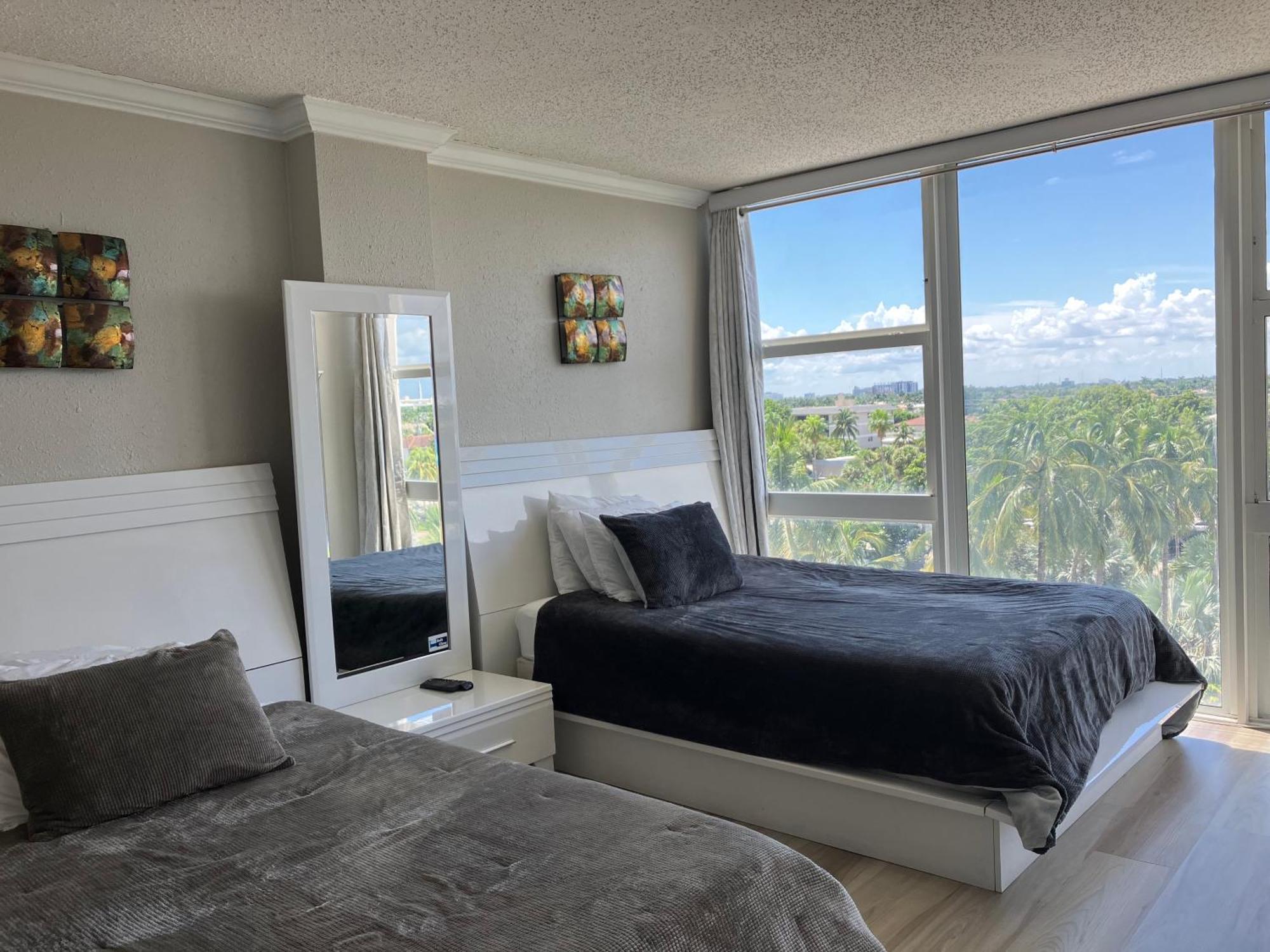 Oceanview On Sand Located In Ocean Manor Resort Fort Lauderdale Beach 2 Bed 2 Bath Spacious Corner Unit Partial Ocean View Exterior foto