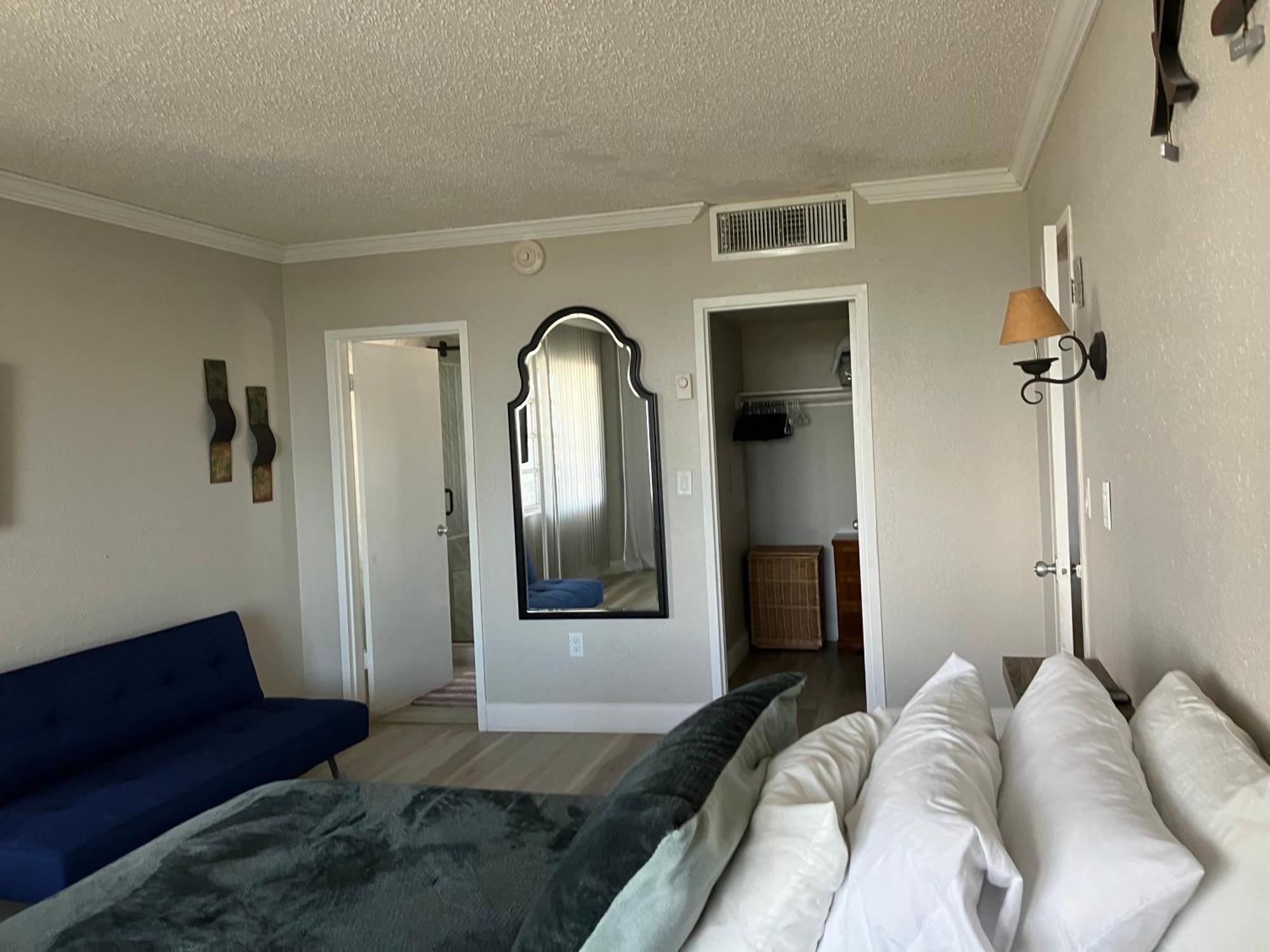 Oceanview On Sand Located In Ocean Manor Resort Fort Lauderdale Beach 2 Bed 2 Bath Spacious Corner Unit Partial Ocean View Exterior foto